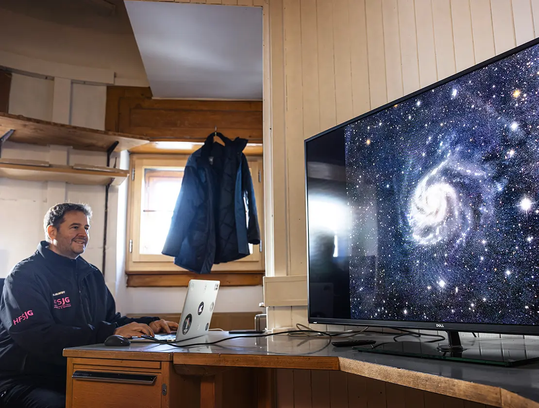 Screen showing star formation