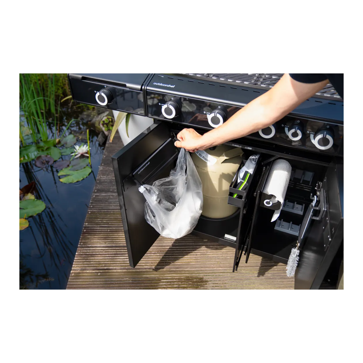 Outdoorchef Grillstation Heat X-445 RB Barbecue a gas + piastra Blazinglas® + copertura protettiva