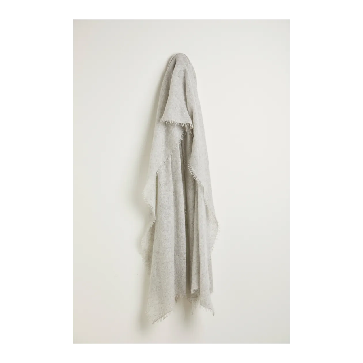 Bakaree Cashmere Scarf, Silver Melange