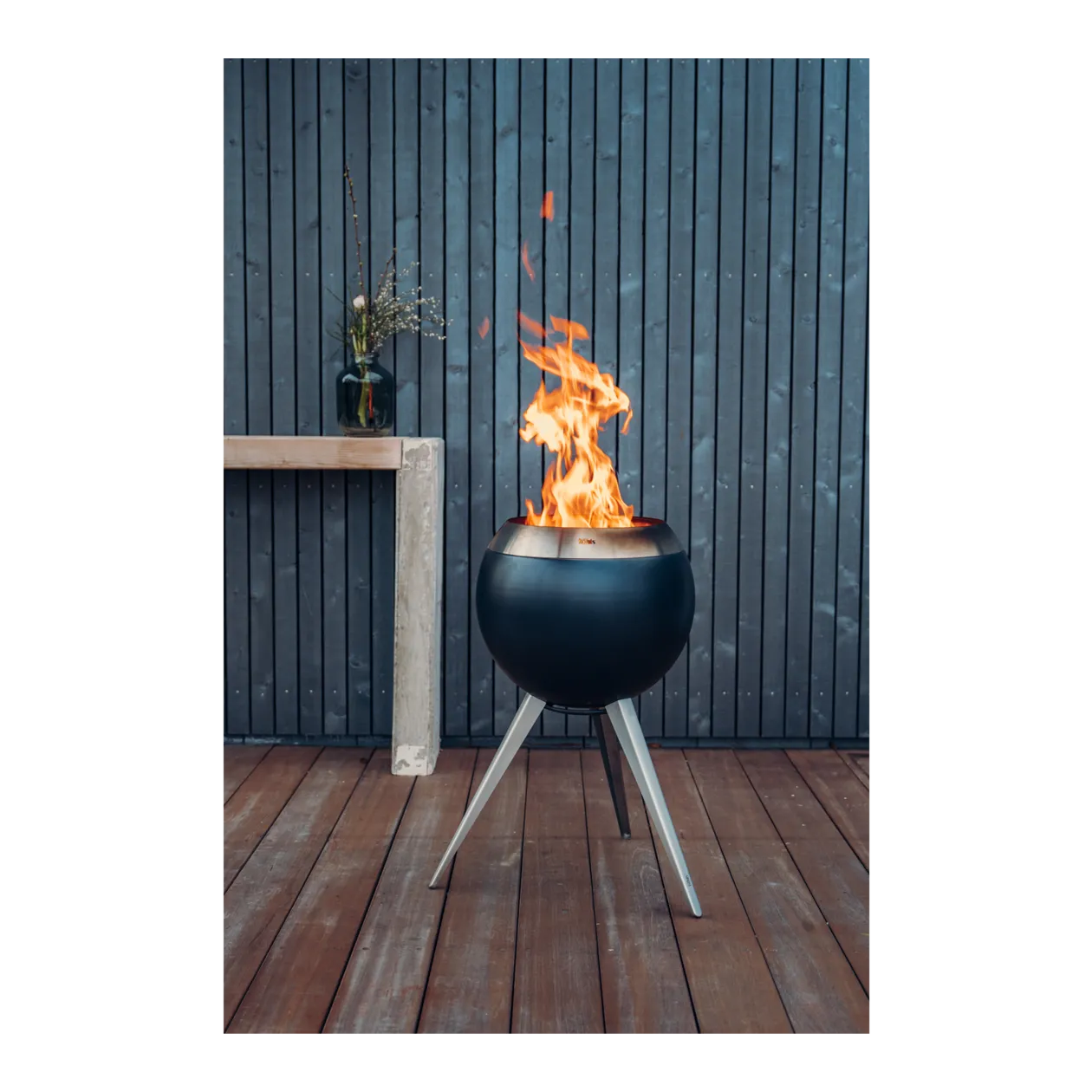 höfats Moon 45 Fire Basket, Black