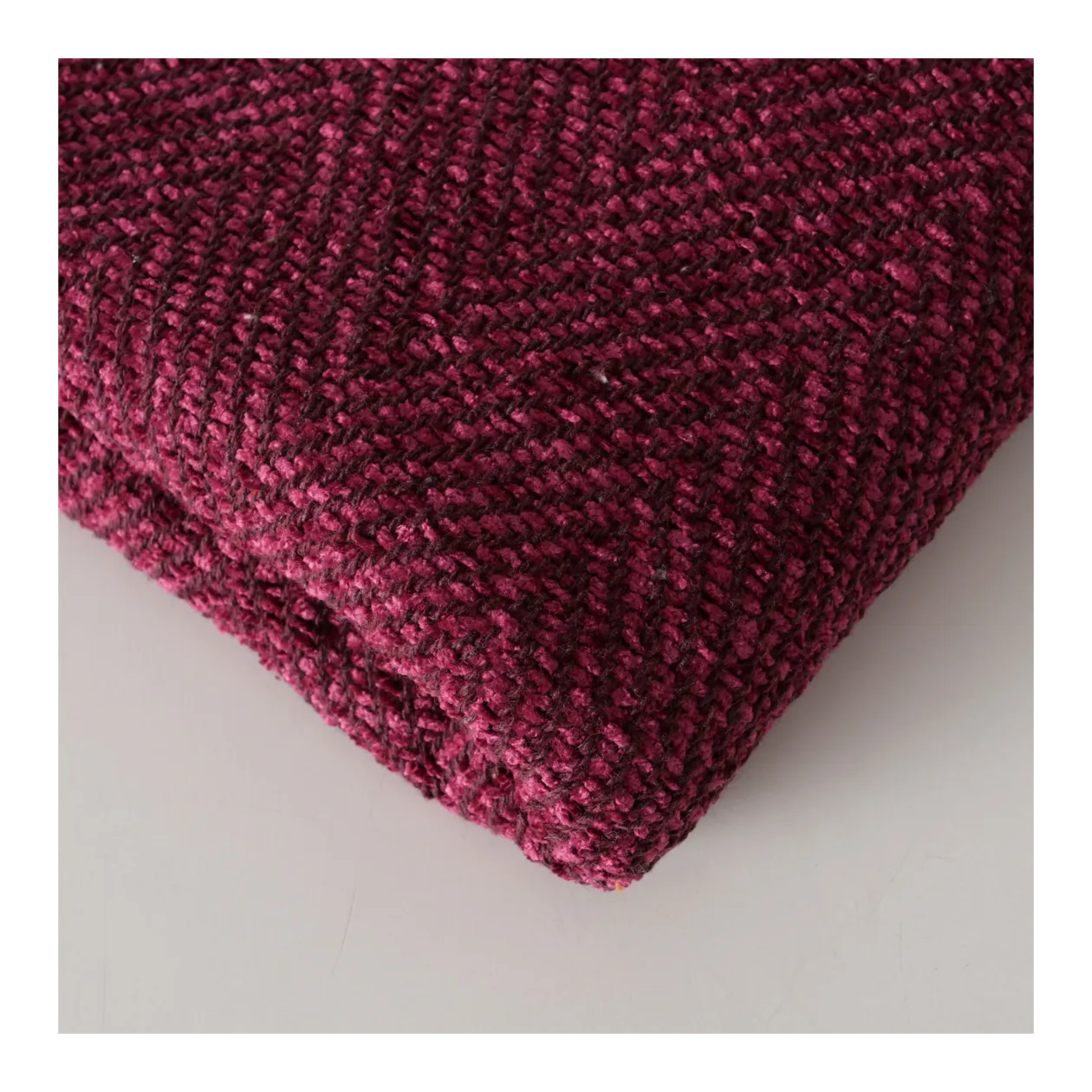 BOLTZE Cozella Blanket, Wine Red