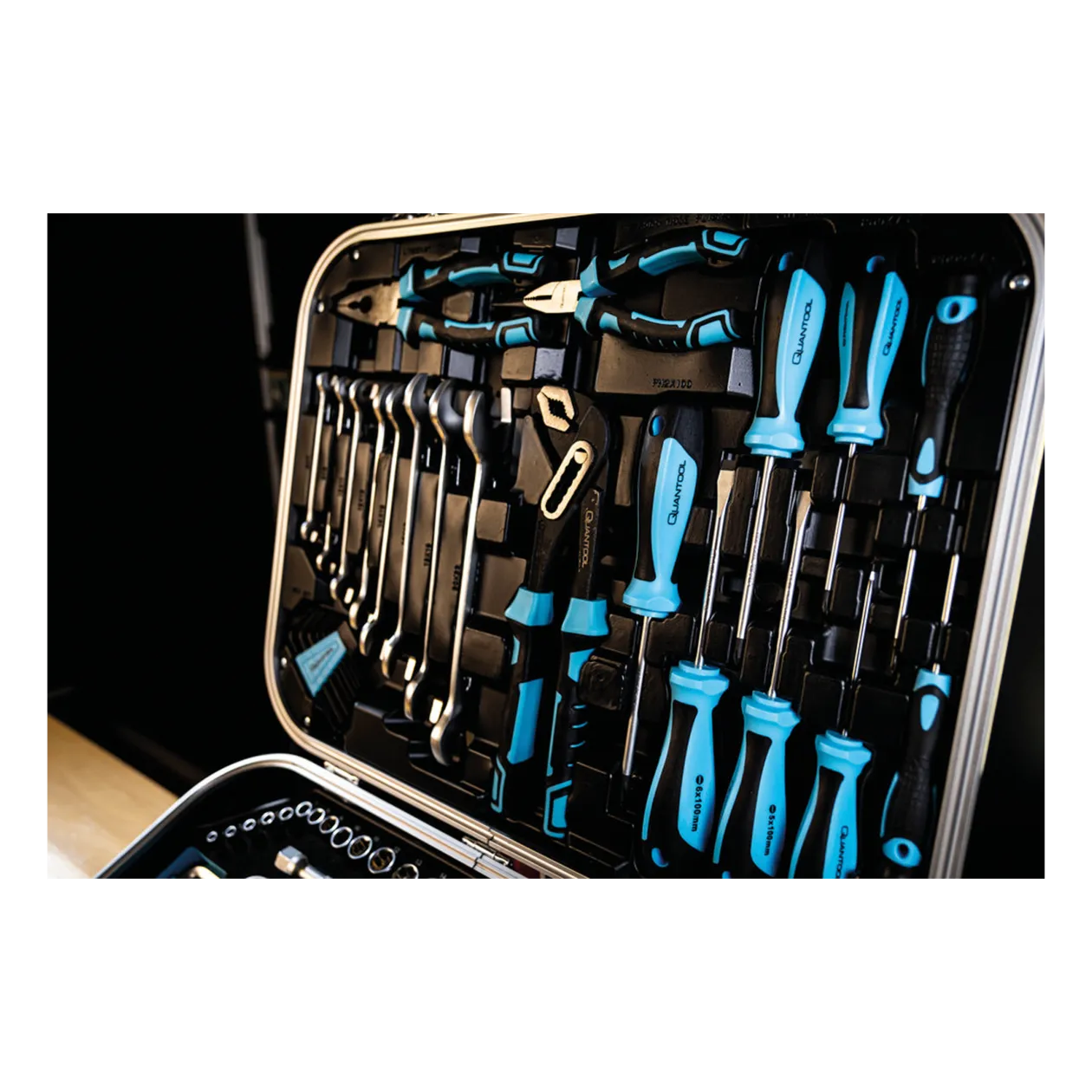 Quantool Jeu d'outils, 120 pièces, noir/bleu