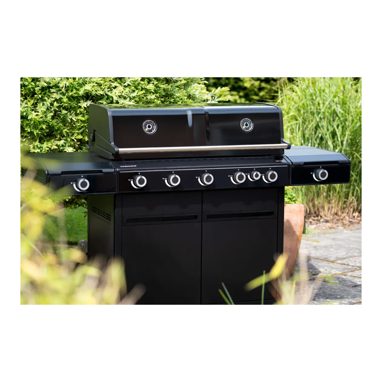 Outdoorchef BBQ Station Heat X-545 RB Gas Barbecue + Blazinglas® + Cover