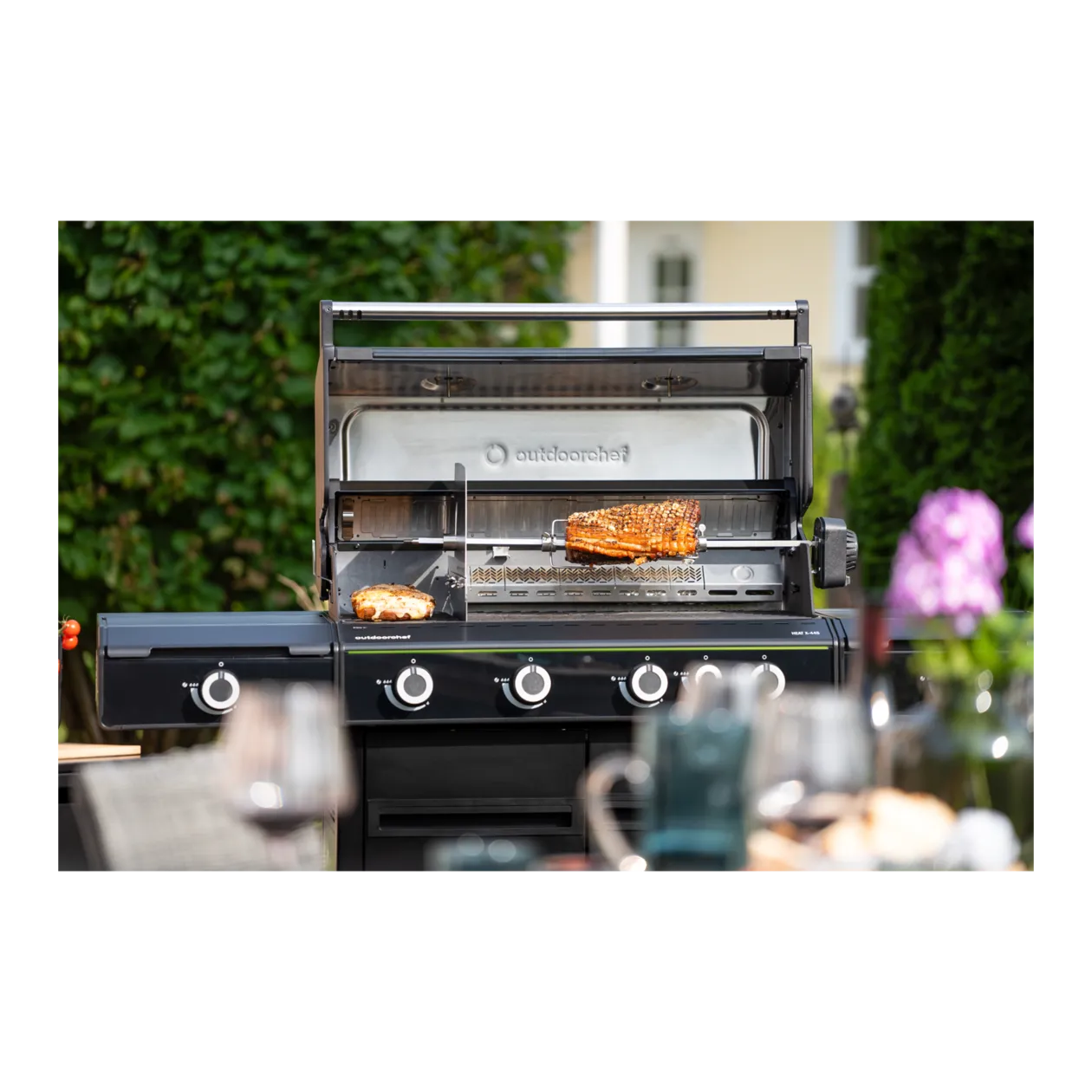 Outdoorchef Grillstation Heat X-445 RB Barbecue a gas + piastra Blazinglas® + copertura protettiva