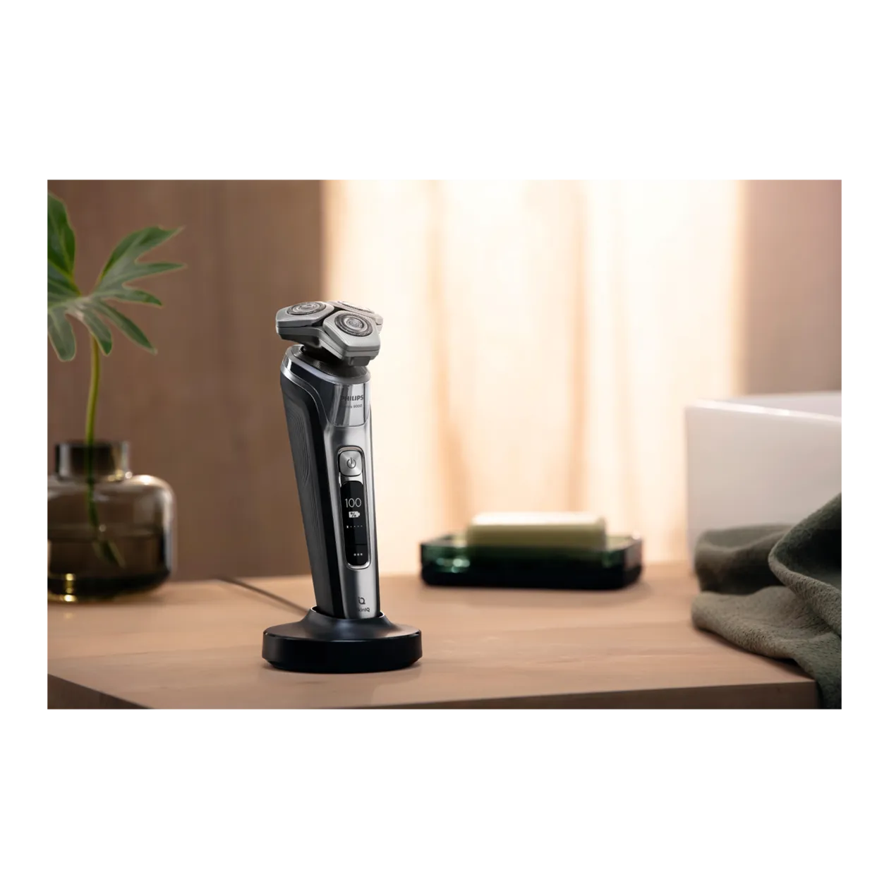 Philips Series 9000 Electric Wet and Dry Shaver, Silver-Coloured