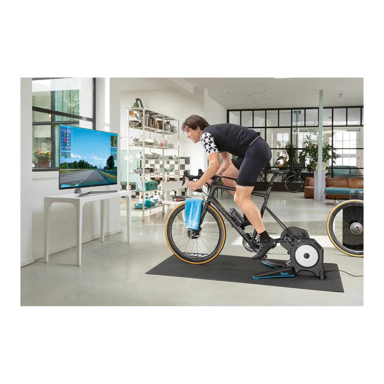 Tacx FLUX 2 Smart Trainer per bici