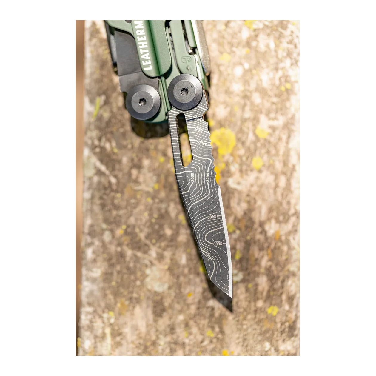 Leatherman Signal® Multi-Tool, Green Topo