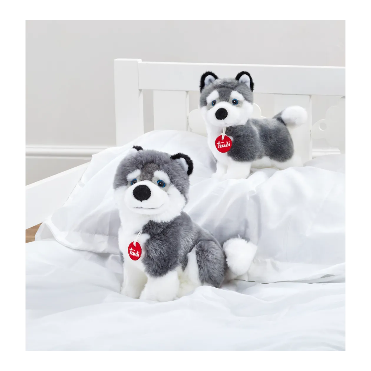 Trudi Classics Husky Marcus Animal en peluche, 34 cm, blanc/gris